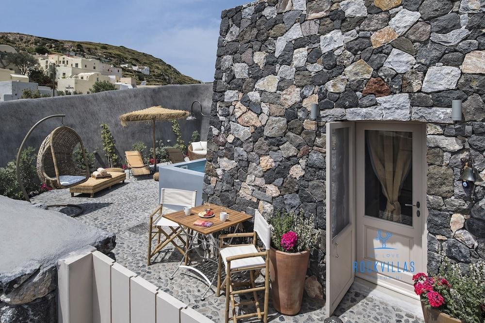 Rock Villas Complex - Private Luxe Top Retreat - Castle And Sea View Emporio  Exterior photo