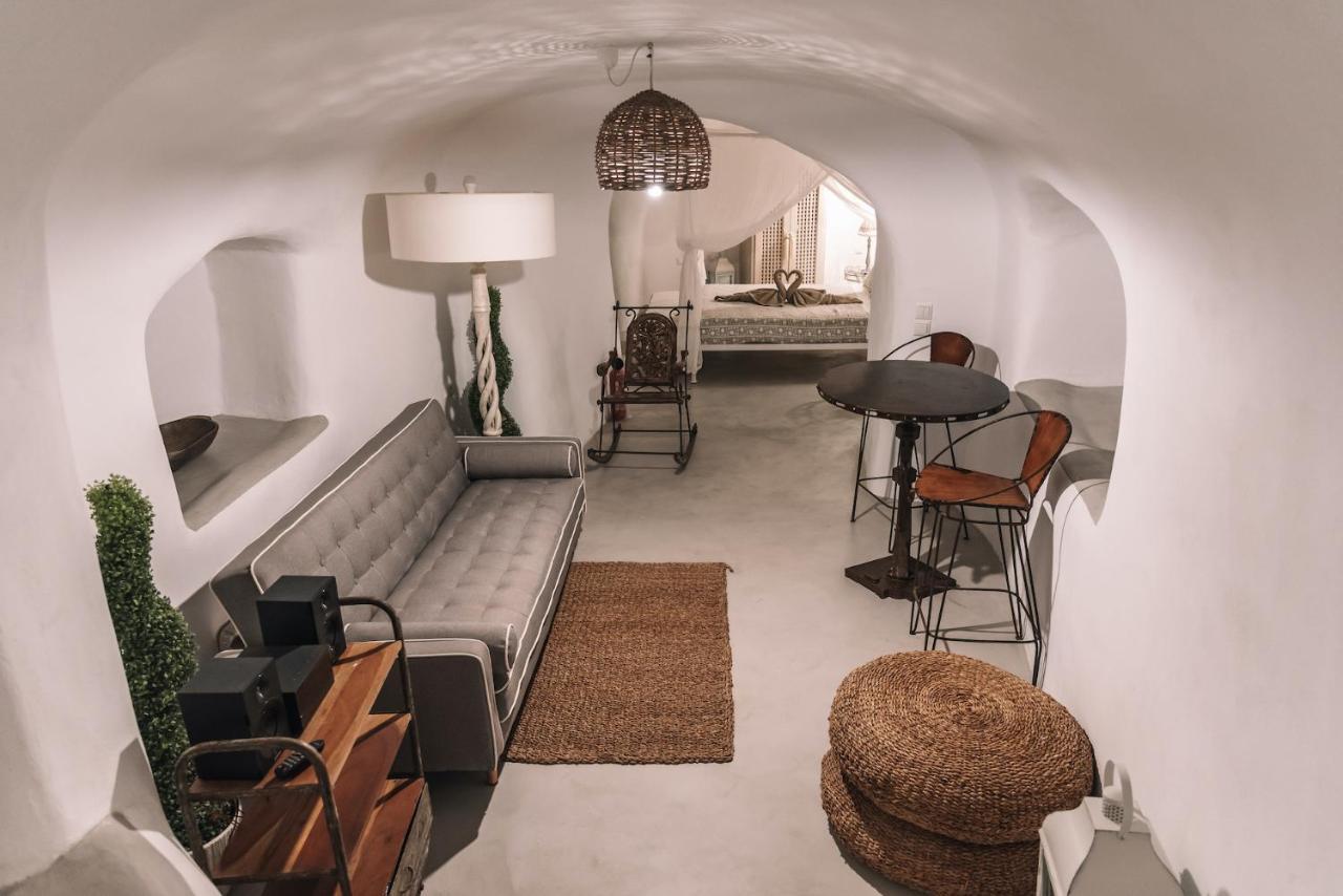 Rock Villas Complex - Private Luxe Top Retreat - Castle And Sea View Emporio  Exterior photo